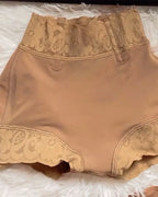 Curvalu Short Modelador Sem Costura Cintura Baixa Push Up